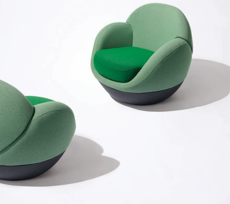 Mollu by Sophie Concadoro, Nare Manuelyan, & Ross Mclean for pineapple Contracts